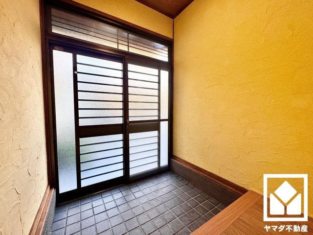 伏見区醍醐新開の玄関