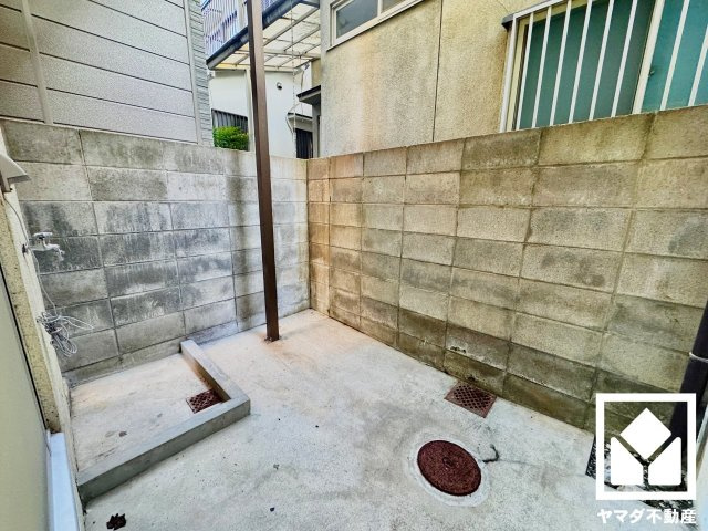 伏見区醍醐新開の庭