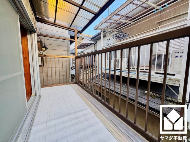 伏見区醍醐新開のバルコニー