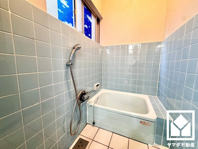 伏見区醍醐新開の浴室