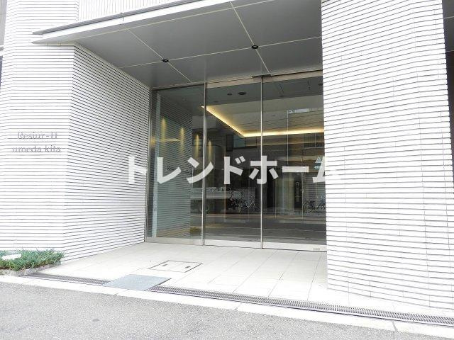 レジュールアッシュ梅田北のエントランス|選べる家電プランあり！！
