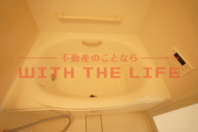 D-roomM.K.【キャッシュバック対象物件】の浴室|コンパクトで使いやすいお風呂です