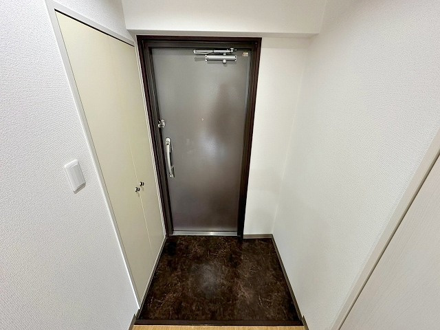 新大阪パークハイツの玄関