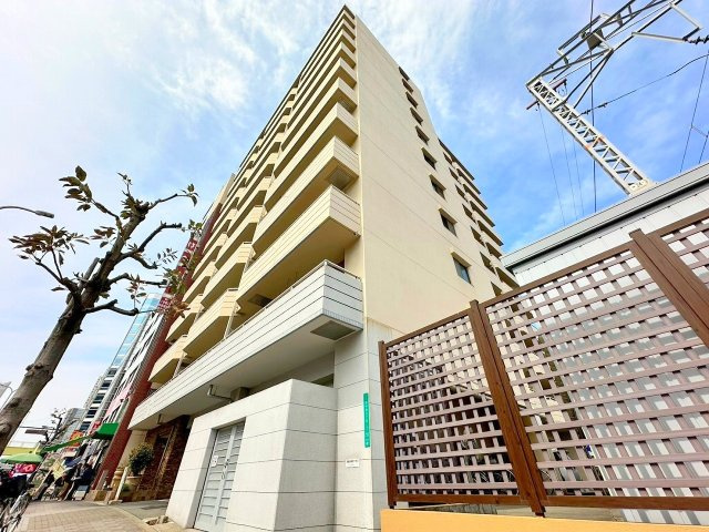 新大阪パークハイツの外観