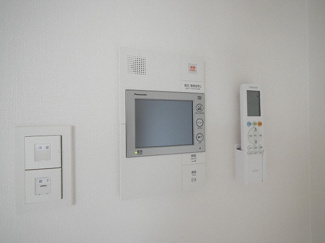【セキュリティ】 | S-RESIDENCE難波大国町Deux | モニター付きインターホンです