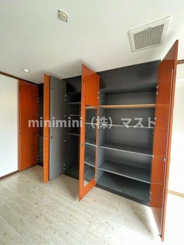 ラパンジール恵美須4の収納