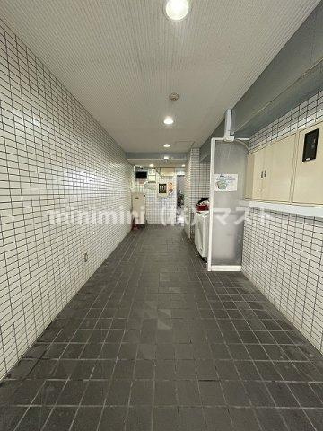 ラパンジール恵美須4のロビー