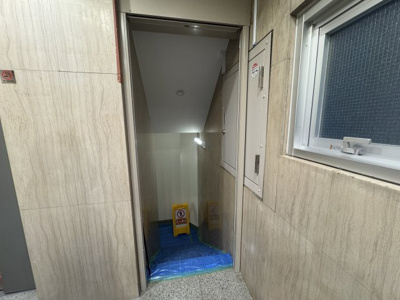 【エントランス】 | 大久保ビルディング