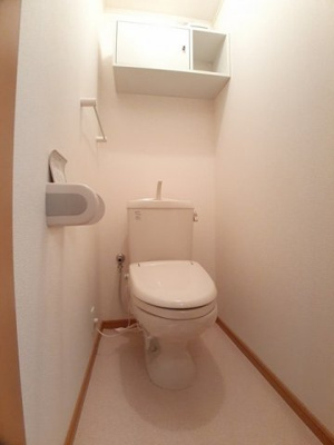 【トイレ】 | ピエ・デル・モンテⅡ | コンパクトで使いやすいトイレです