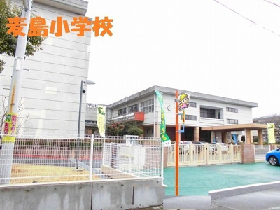 【周辺】 | サニーフラット・ペーナ | 麦島小学校まで1950m