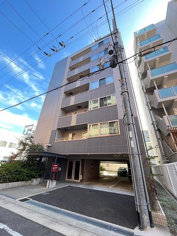 西宮市甲子園口３丁目の賃貸マンションの外観