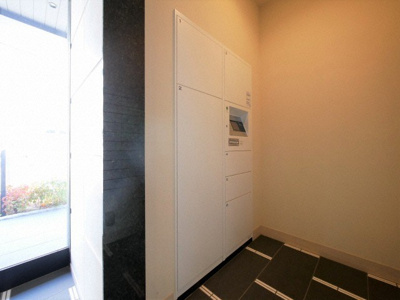 【その他共用部分】 | プレサンス難波ラフィーネ | 宅配ボックスです