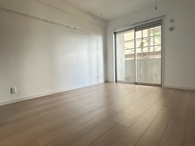 【居間・リビング】 | Paradiso大津A棟