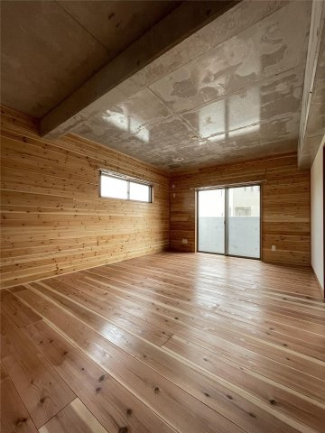 アッパーヤードの内装