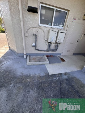 コーポ鈴木の駐車場