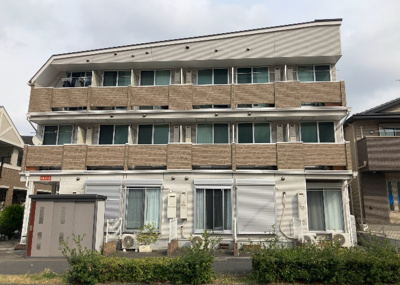 【外観】 | プルトーネ | 土地の面積＝住宅面積ではありません。建ぺい率の問題などで、土地のある場所によって住宅を建てられる面積は限られています。高さもしかり、「土地」という言葉の中には、建築条件も含まれると考えておきましょう。