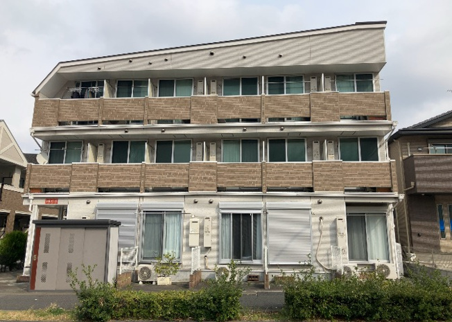 【外観】 | プルトーネ | 土地の面積＝住宅面積ではありません。建ぺい率の問題などで、土地のある場所によって住宅を建てられる面積は限られています。高さもしかり、「土地」という言葉の中には、建築条件も含まれると考えておきましょう。