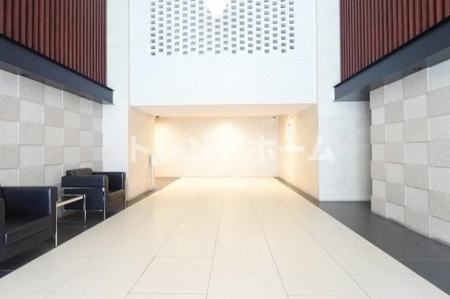 セイル淀屋橋のエントランス|選べる家電プランあり！！