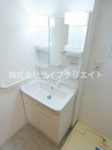 さくらガーデン旭が丘の独立洗面台