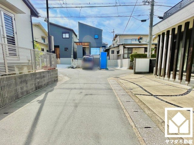 宇治市宇治米阪の前面道路含む現地写真