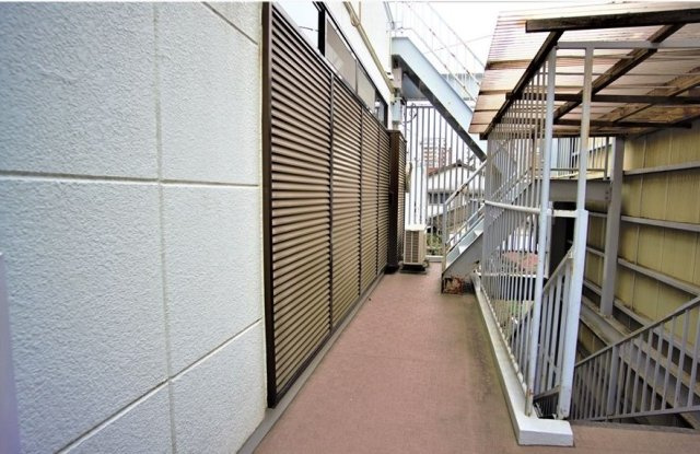 ピジョン・コートのバルコニー|陽当たり良好なバルコニーです♪