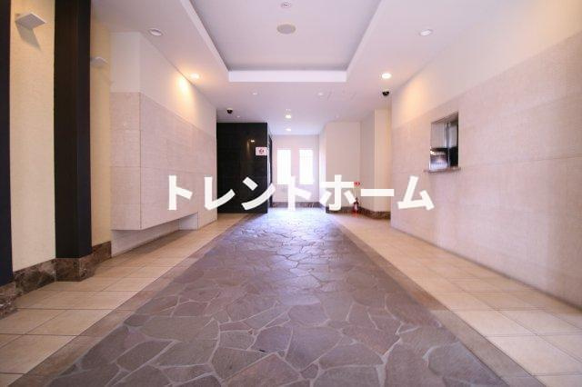 アスヴェル梅田WESTのエントランス|選べる家電プランあり！！