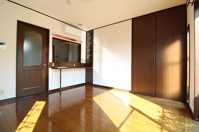 【寝室】 | レジデンシア井の頭