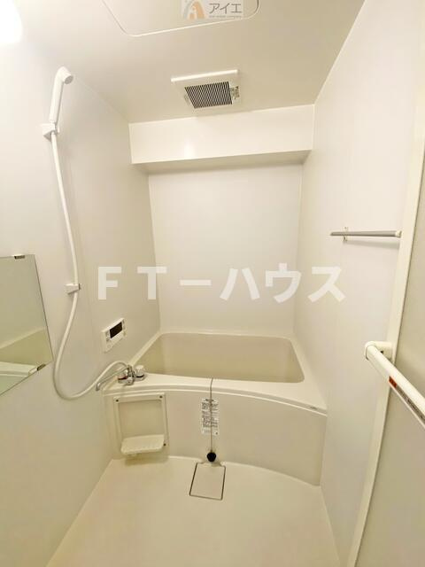 ヒカリマンションの浴室