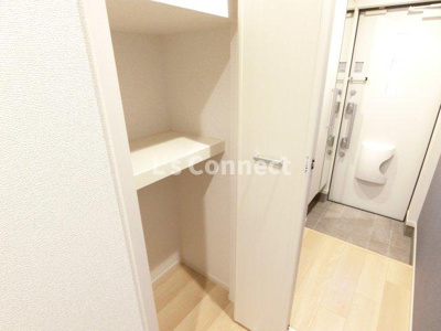 【設備】 | グレイス古川 | キッチンにも収納付き。