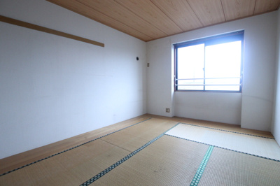 南向きの和室♪※リフォーム前写真です。
