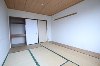落ち着く空間の6帖和室♪※リフォーム前写真です。