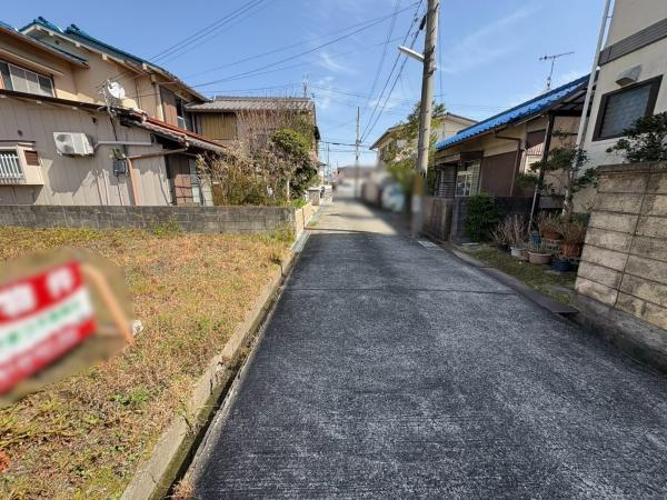 岩出市髙塚　土地の前面道路含む現地写真