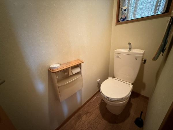 【トイレ】 | 岸和田市磯上町５丁目　中古戸建