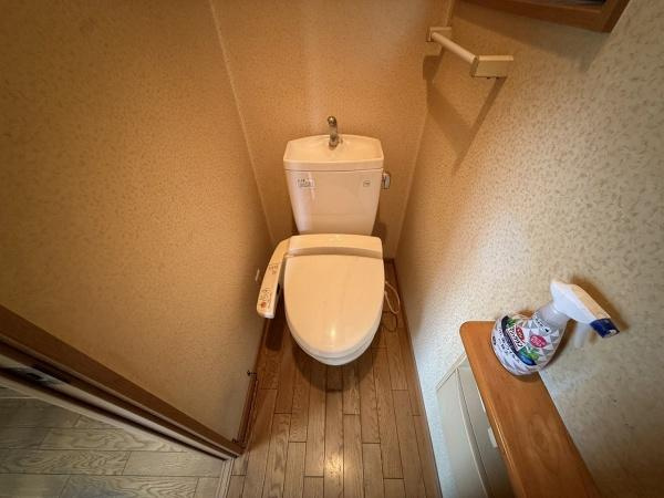 【トイレ】 | 岸和田市磯上町５丁目　中古戸建