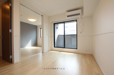 【居間・リビング】 | コンフォース　Ⅱ | こちらの居間で趣味の時間をお楽しみください
コンフォース2　204号室　2025年7月8日