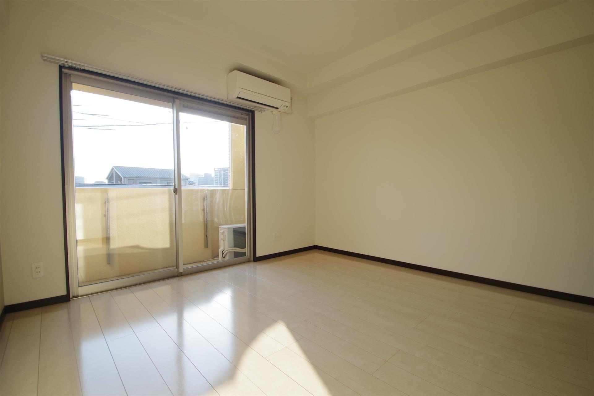 熊本市中央区新屋敷１丁目の賃貸マンションの洋室