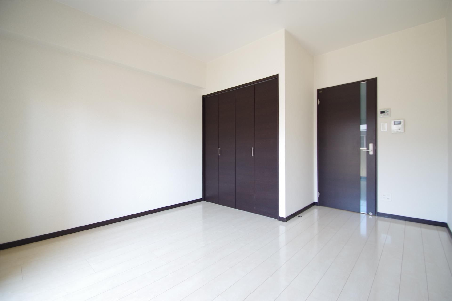 熊本市中央区新屋敷１丁目の賃貸マンションの居間・リビング