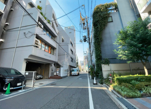京町堀1丁目ビルの周辺|前面の通りです☆