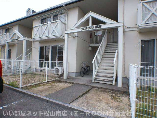 【エントランス】 | フレグランス雄新