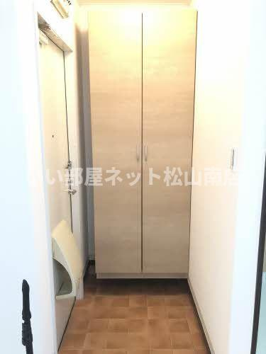 【玄関】 | フレグランス雄新