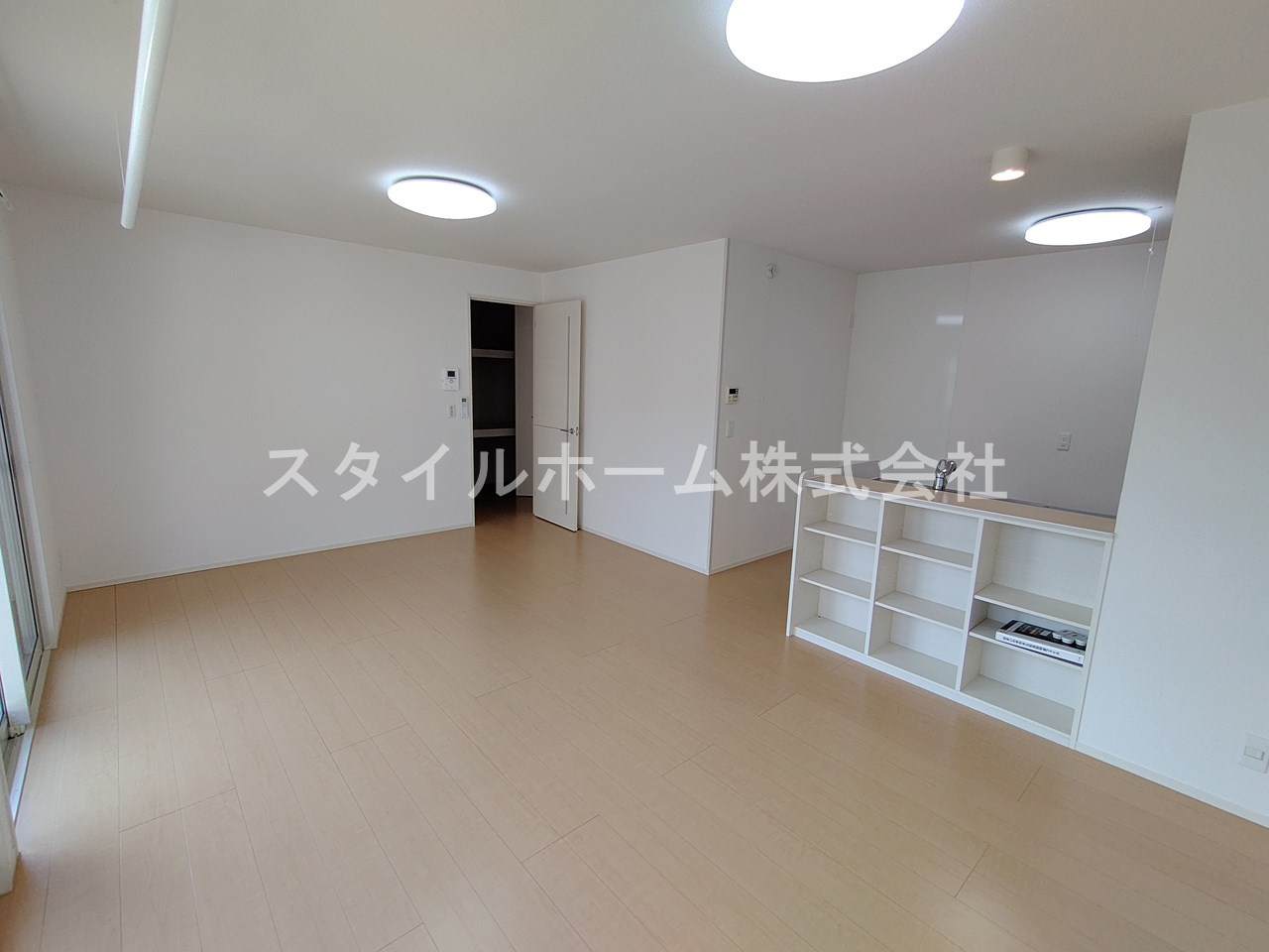 カーサ　フェリーチェⅠの居間・リビング