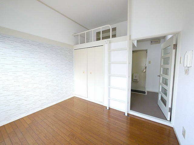 プレアール東生駒の洋室|洋室です