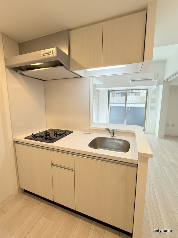 コンフォリア・リヴ新梅田　仲介手数料無料のキッチン