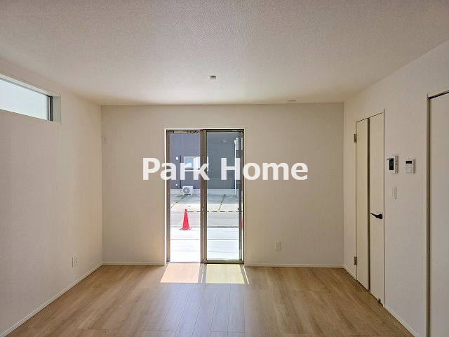 高知市介良 2期2棟1　新築戸建ての居間・リビング|１F：16LDK