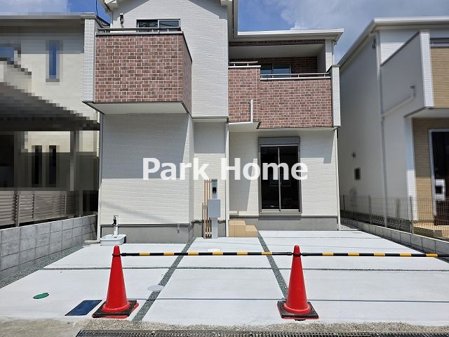 高知市介良 2期2棟1　新築戸建ての駐車場