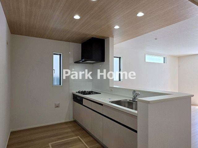 高知市介良 2期2棟1　新築戸建てのキッチン