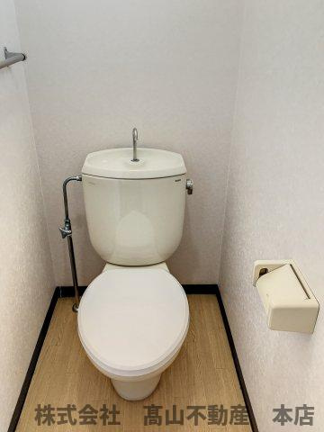 宗像市三郎丸１丁目のアパートのトイレ
