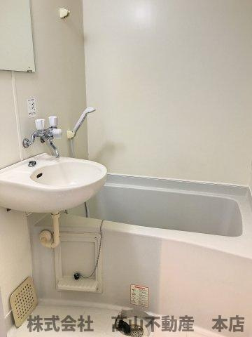 宗像市三郎丸１丁目のアパートの浴室