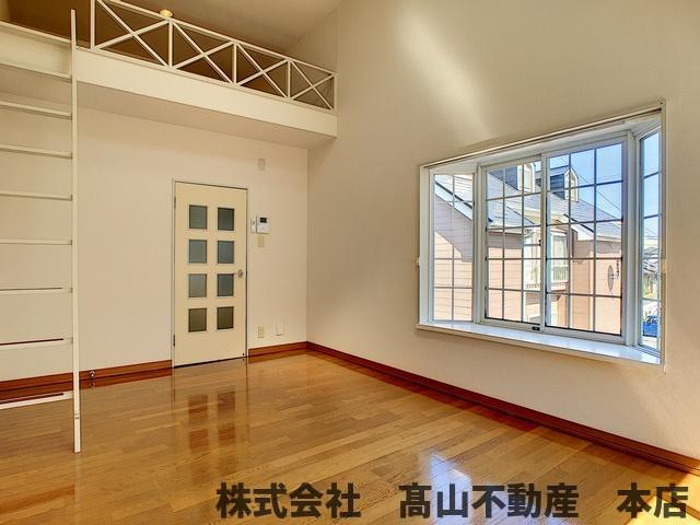 宗像市三郎丸１丁目のアパートの洋室