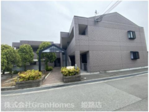 アベニール中島